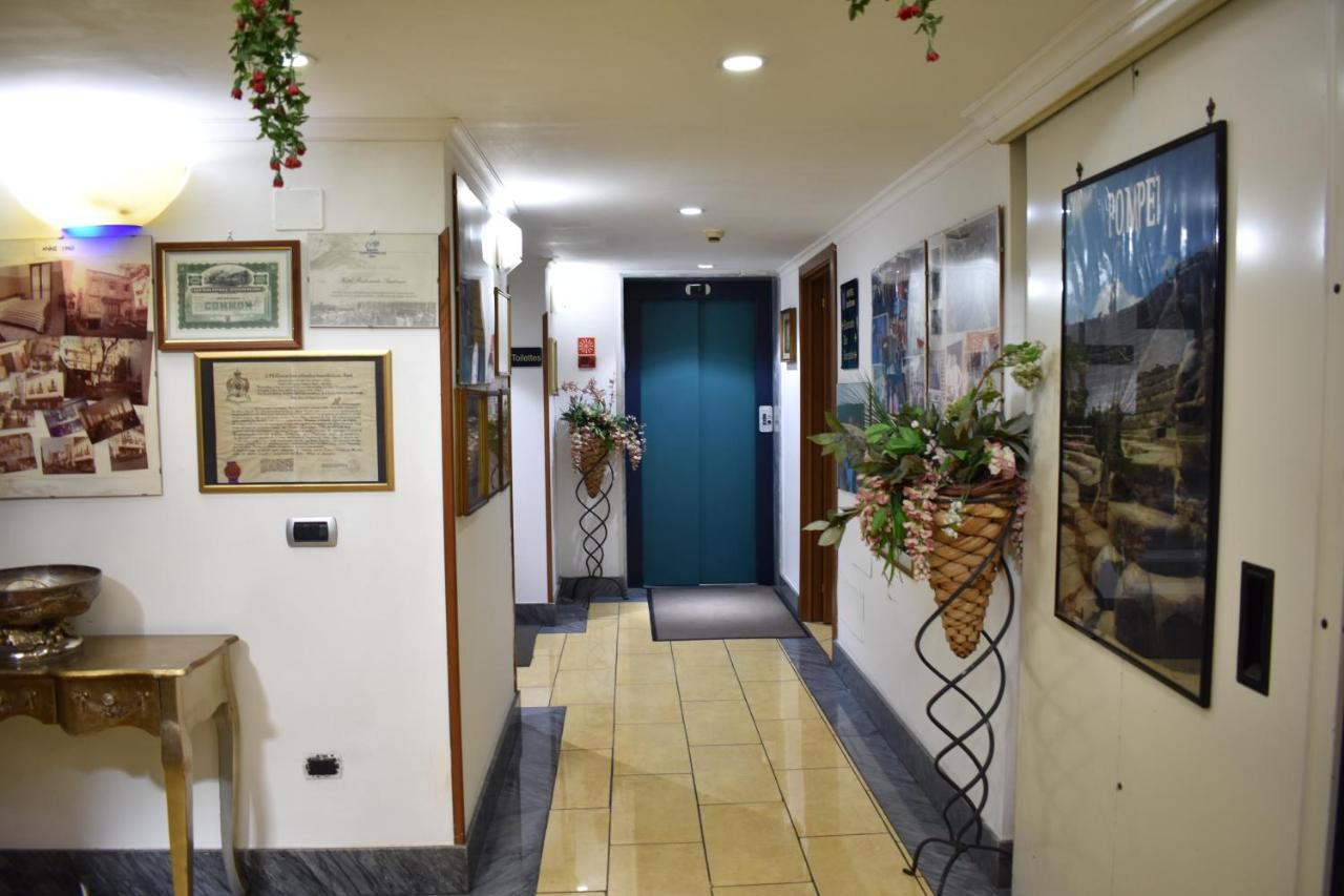 Hotel Ristorante Amitrano Pompeia Exterior foto