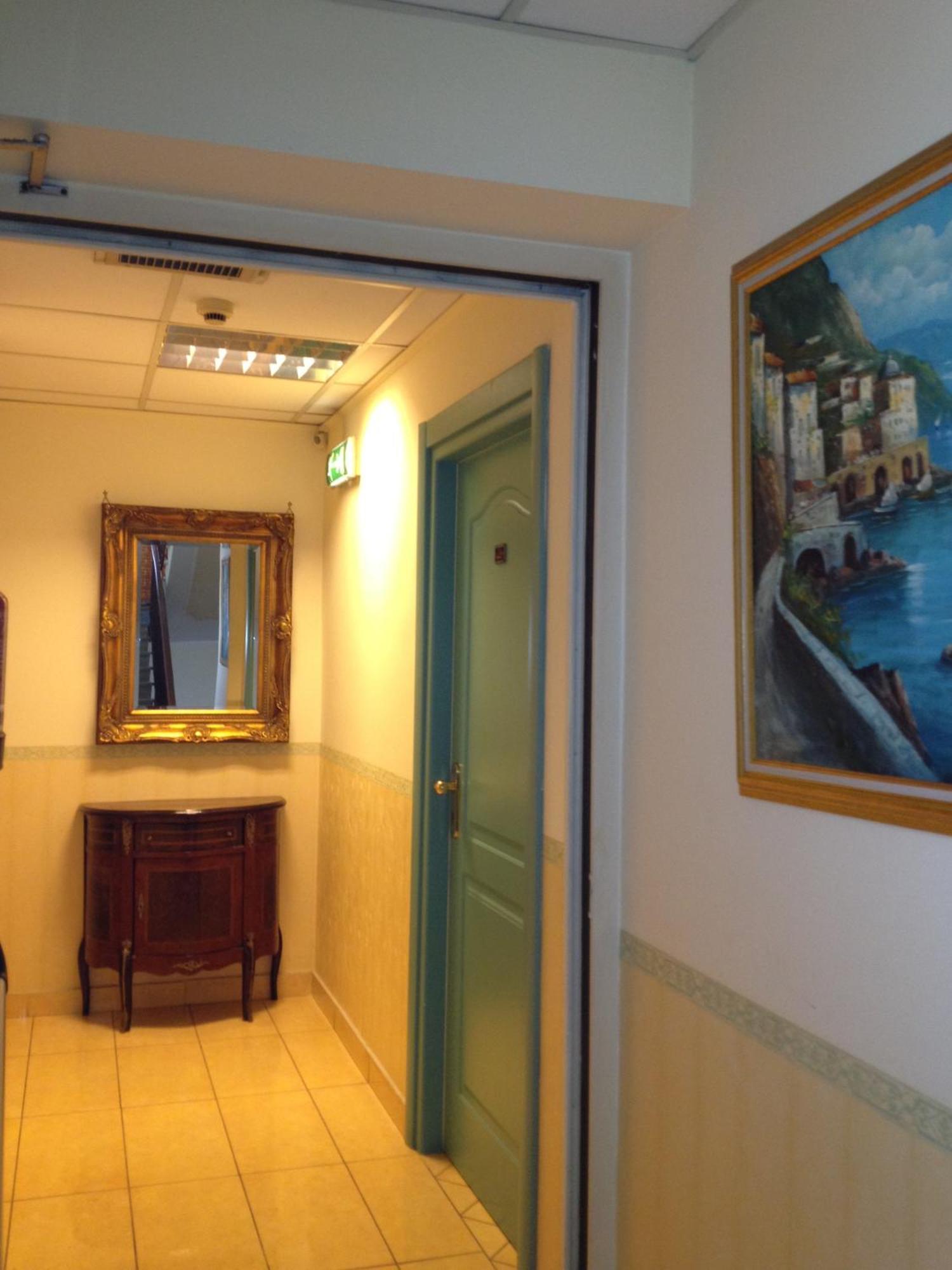 Hotel Ristorante Amitrano Pompeia Exterior foto