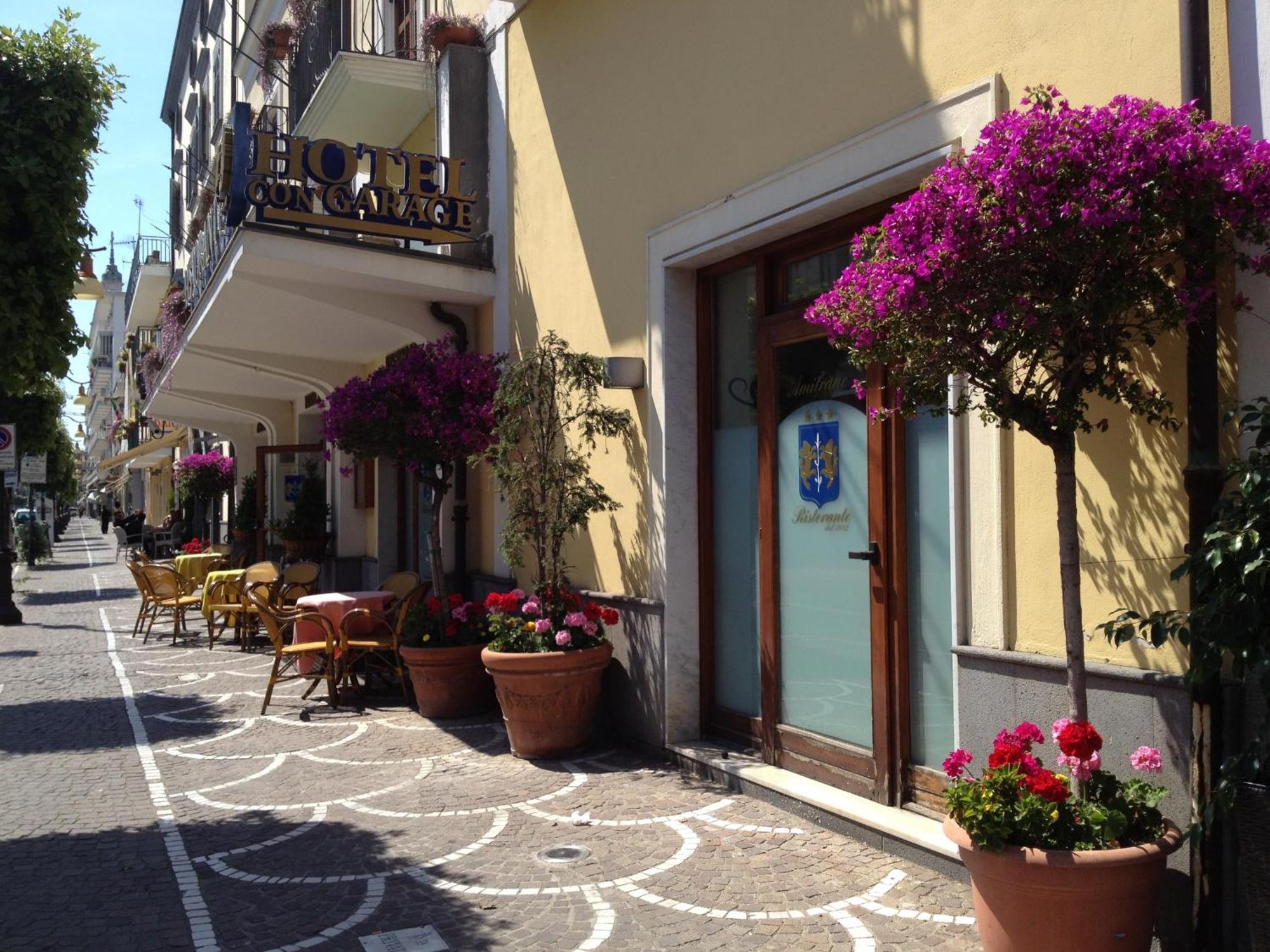 Hotel Ristorante Amitrano Pompeia Exterior foto