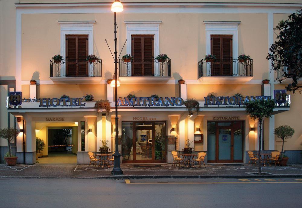 Hotel Ristorante Amitrano Pompeia Exterior foto
